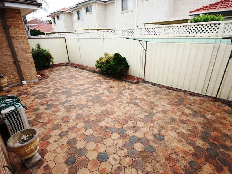 143 Russell Avenue, Dolls Point NSW 2219