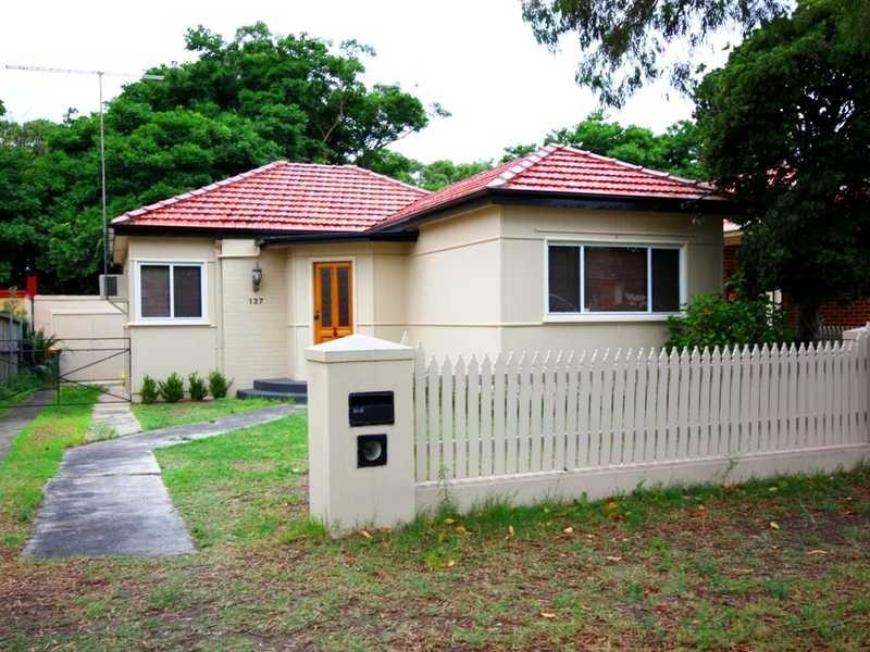 137 Napoleon Street, Sans Souci NSW 2219