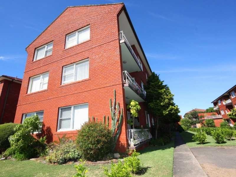 39 Banks Street, Monterey NSW 2217