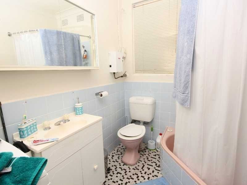 39 Banks Street, Monterey NSW 2217