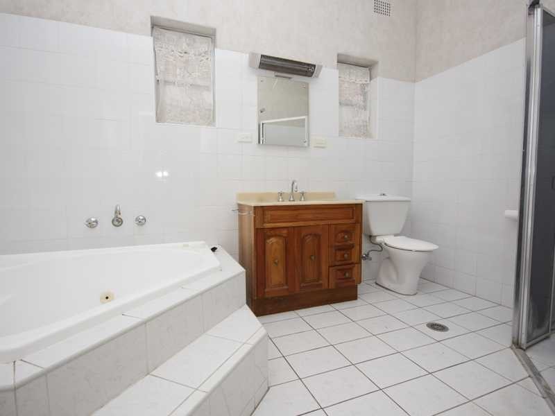 77 Napolean Street, Sans Souci NSW 2219