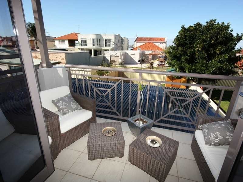 49 General Holmes Dr, Brighton-le-sands NSW 2216