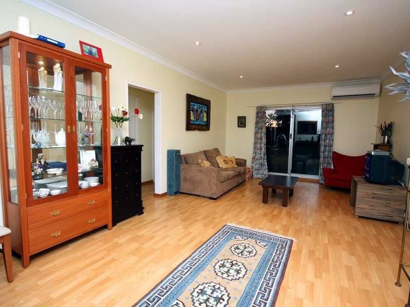 98-100 Chuter Avenue, Ramsgate Beach NSW 2217