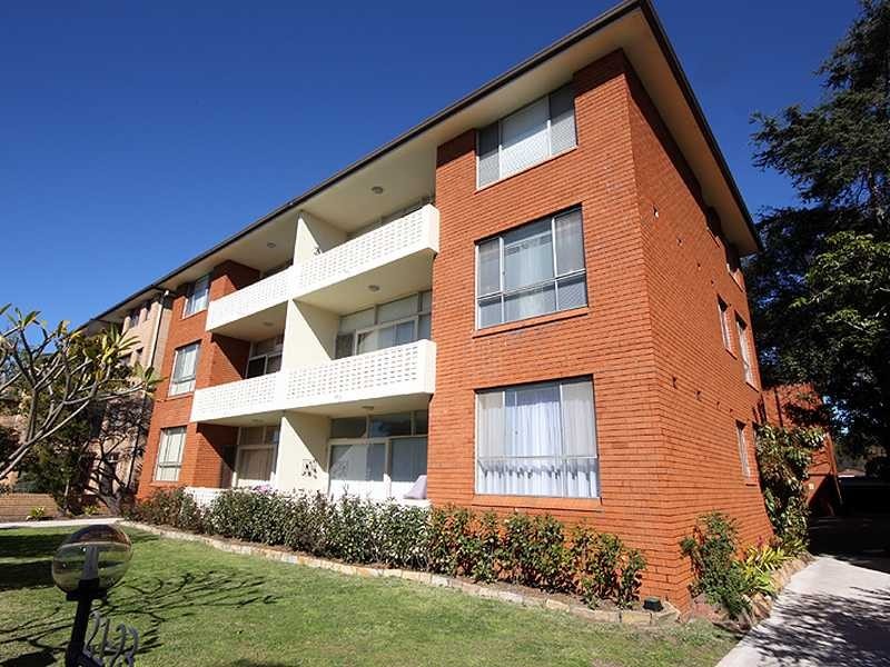 21-23 Gannon Avenue, Dolls Point NSW 2219