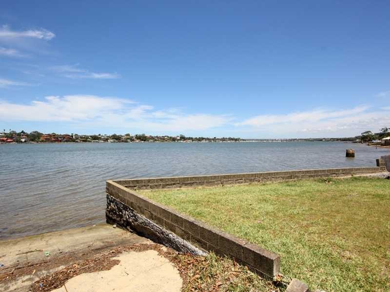 18 Carlton Crescent, Kogarah Bay NSW 2217