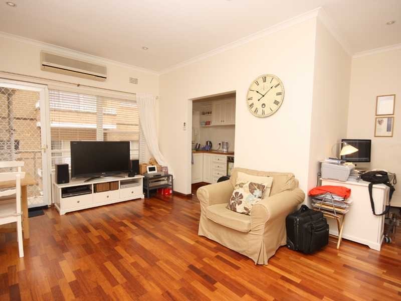 35 Queens Road, Brighton-le-sands NSW 2216