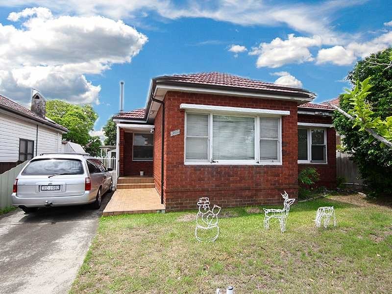 29 Scarborough Street, Monterey NSW 2217