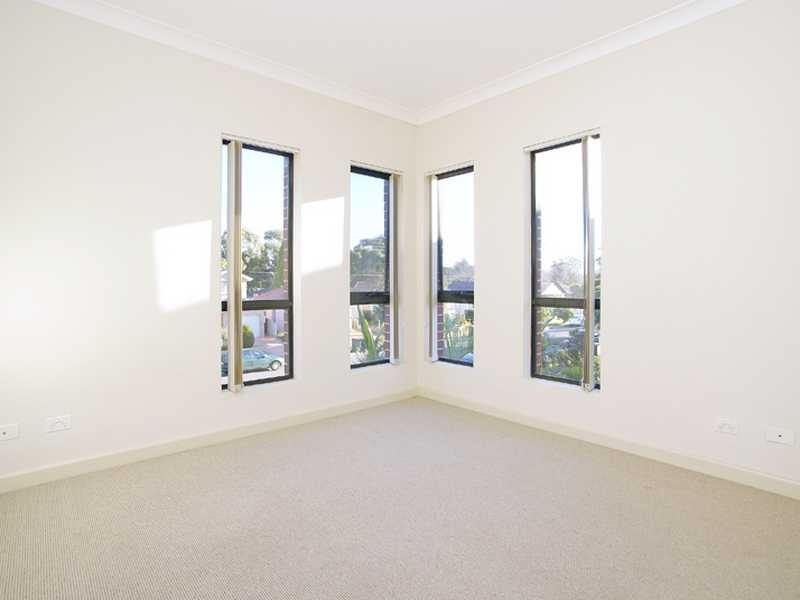 12-14 Kings Road, Brighton-le-sands NSW 2216