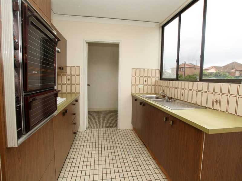 9 Buchanan Street, Carlton NSW 2218