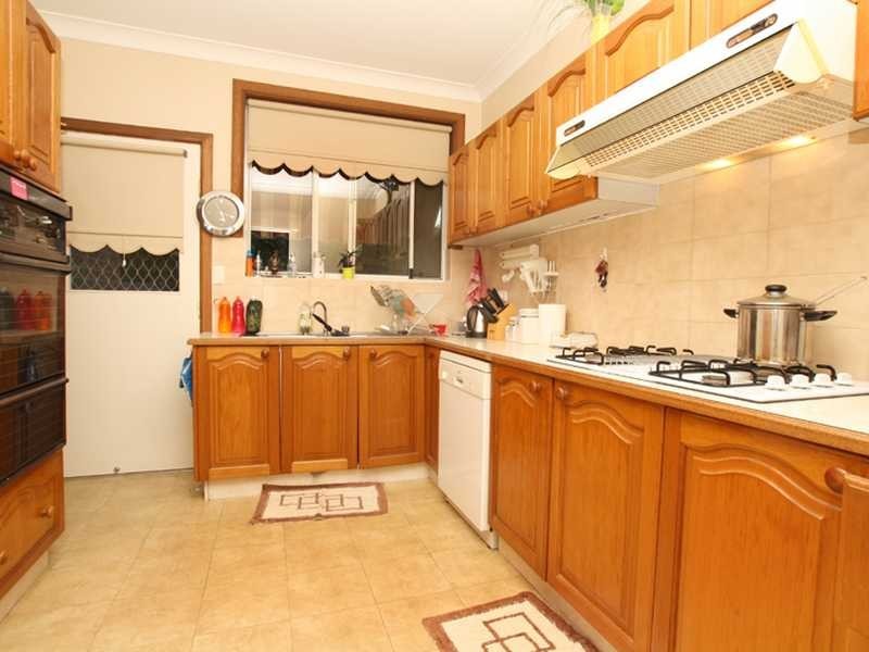 8 Targo Road, Beverley Park NSW 2217