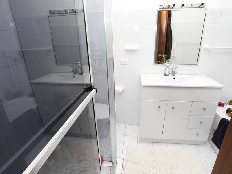 8 Targo Road, Beverley Park NSW 2217