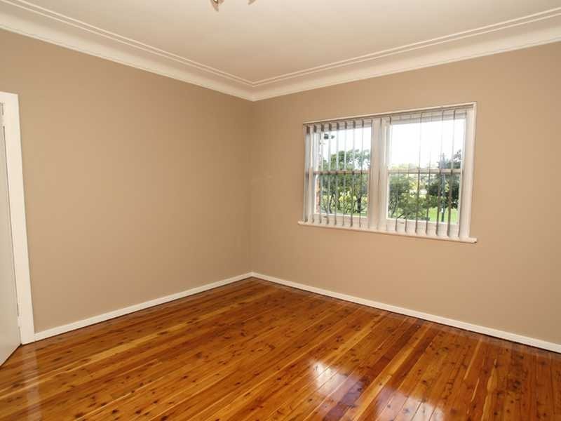 10 Parkside Avenue, Kogarah Bay NSW 2217