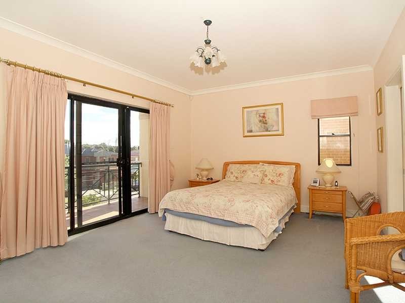 42 Burgess Street, Beverley Park NSW 2217