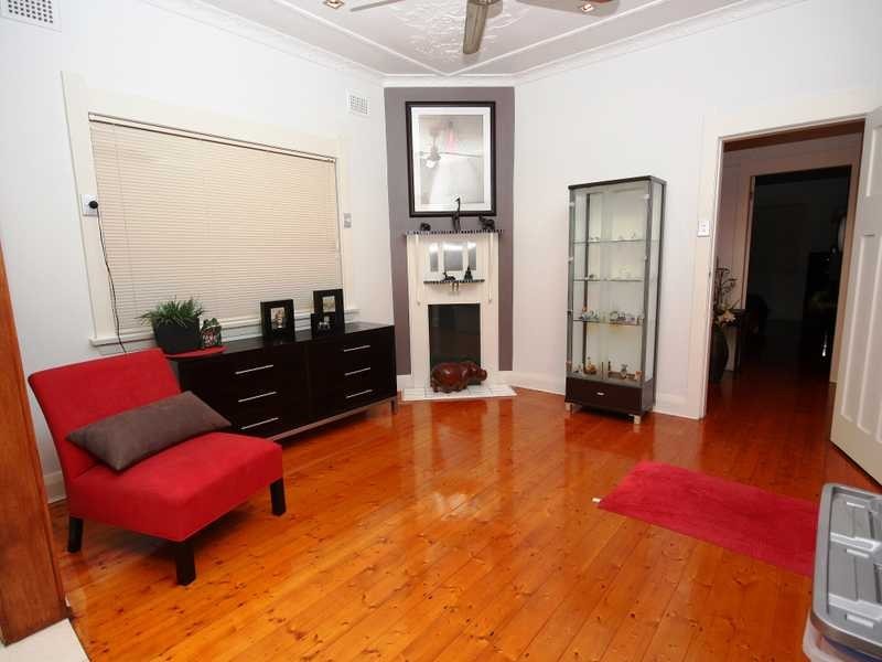 38 Barton Street, Monterey NSW 2217