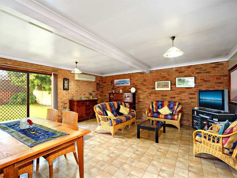 11 Francis Avenue, Brighton-le-sands NSW 2216