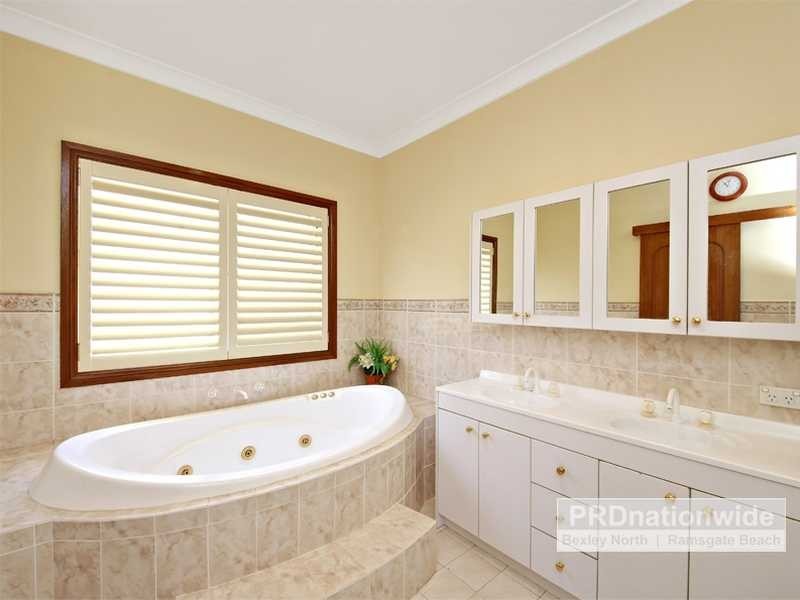 35 Toyer Avenue, Sans Souci NSW 2219