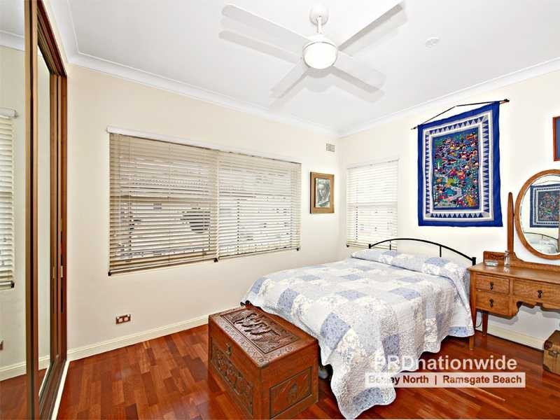 33 Gannon Avenue, Dolls Point NSW 2219