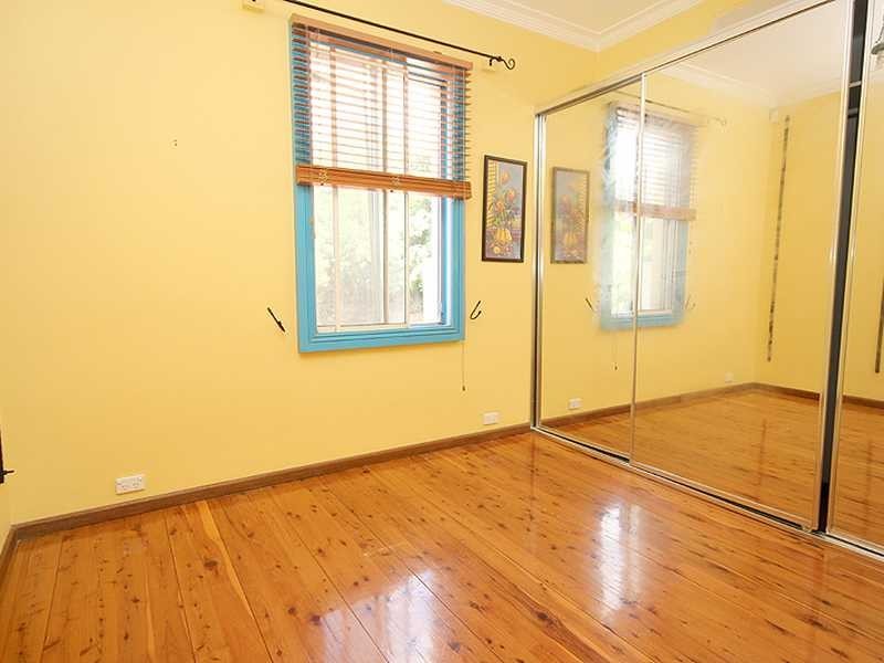 76 Sutherland Street, St Peters NSW 2044