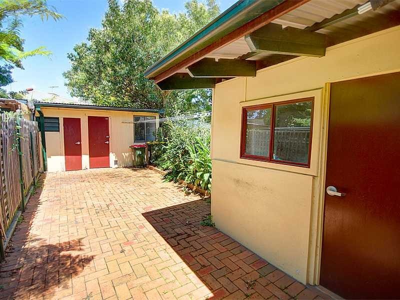 76 Sutherland Street, St Peters NSW 2044