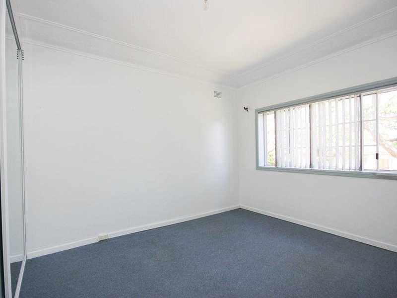 44 Rosemeath Avenue, Kingsgrove NSW 2208