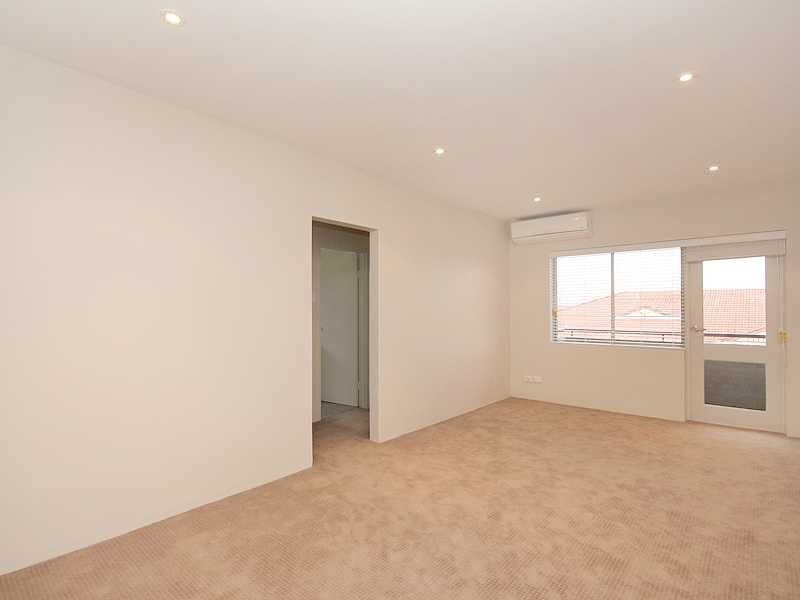 712 Princes Hwy, Kogarah NSW 2217