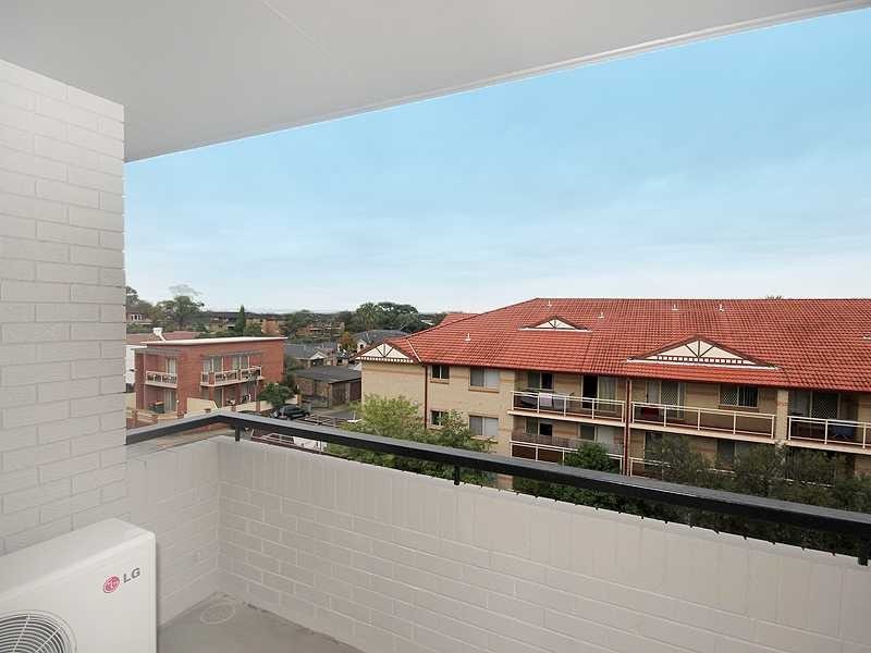 712 Princes Hwy, Kogarah NSW 2217