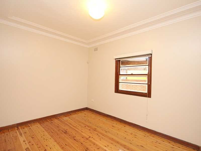 1 Palm Grove, Beverly Hills NSW 2209