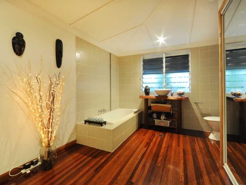 7 Salmon Street, Cannonvale QLD 4802