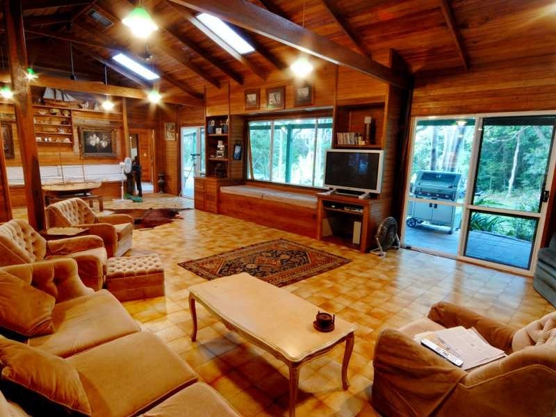 61 Timberland Road, Jubilee Pocket QLD 4802