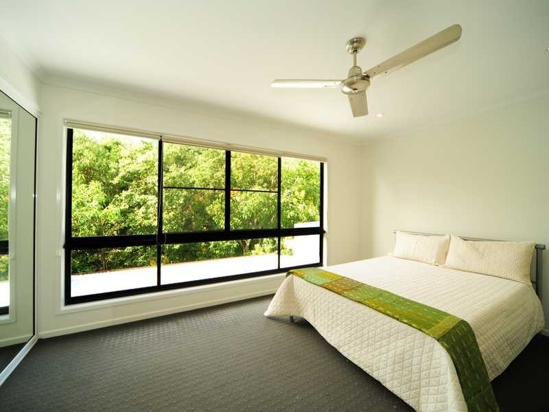 Unit 4/3 Seaview Drive, Airlie Beach QLD 4802