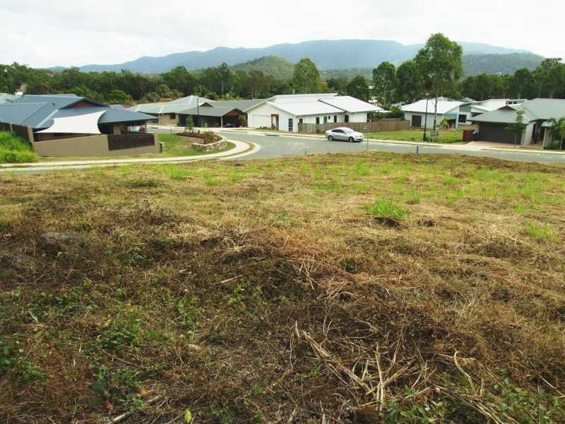 1 Linscot Close, Cannonvale QLD 4802