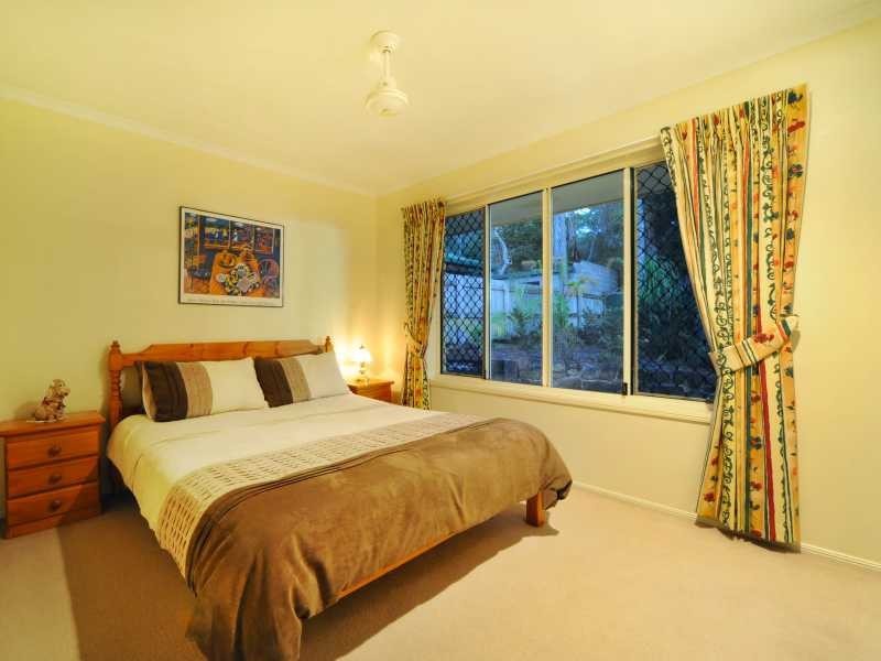 4 Kingfisher Terrace, Jubilee Pocket QLD 4802