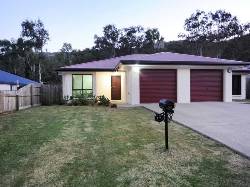 Unit 1/17A Sunset Drive, Jubilee Pocket QLD 4802