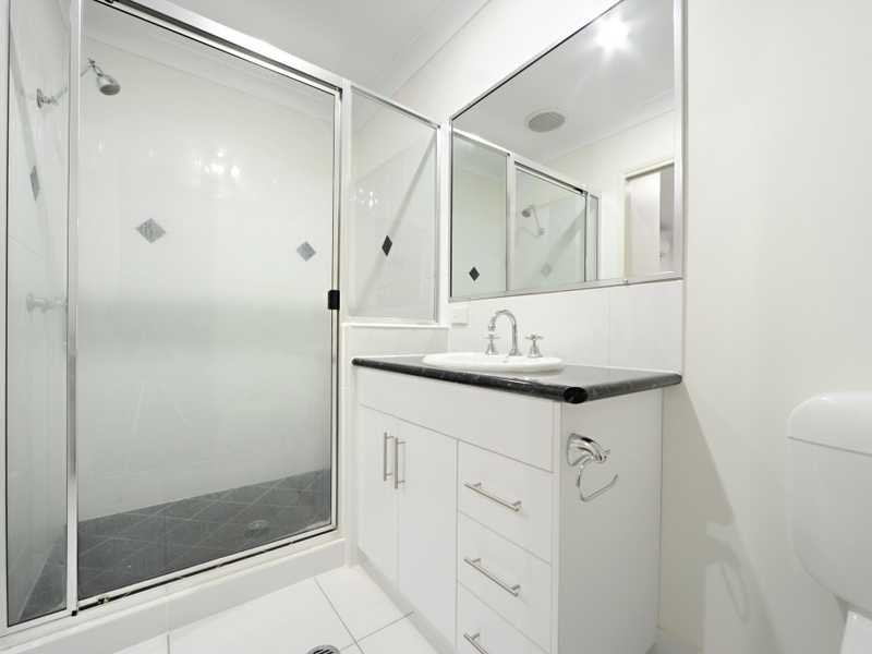 Unit 1/17A Sunset Drive, Jubilee Pocket QLD 4802
