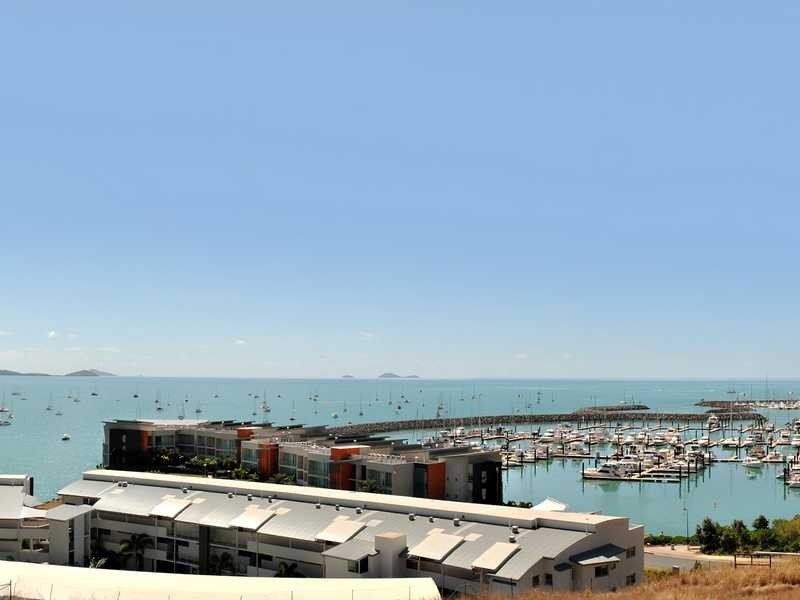 32 Altman Avenue, Airlie Beach QLD 4802