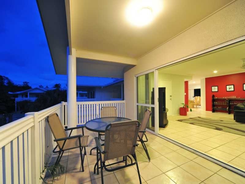 Unit 31/24 Sailz Pandanus Drive, Cannonvale QLD 4802