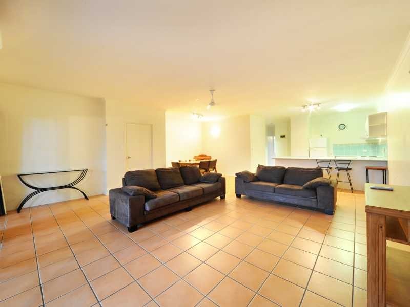 Unit 21/20 Island Drive, Cannonvale QLD 4802