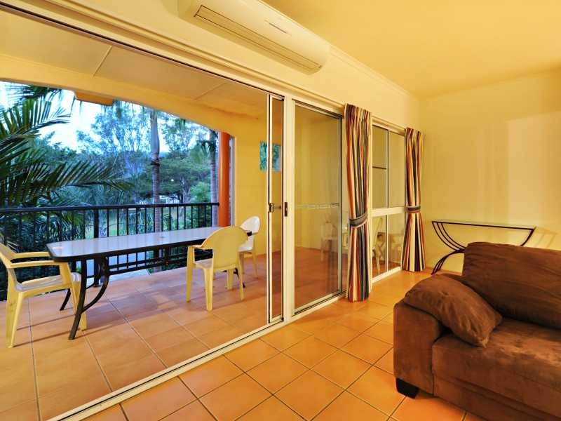 Unit 21/20 Island Drive, Cannonvale QLD 4802