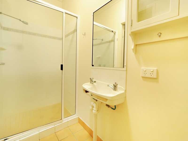 Unit 21/20 Island Drive, Cannonvale QLD 4802