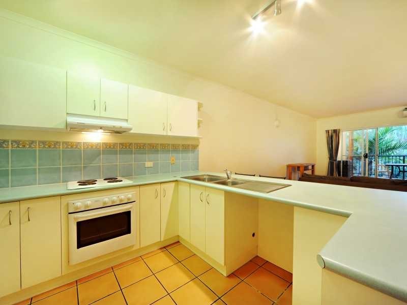 Unit 21/20 Island Drive, Cannonvale QLD 4802