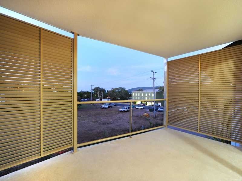 Unit 3/14 Waterson Way, Airlie Beach QLD 4802
