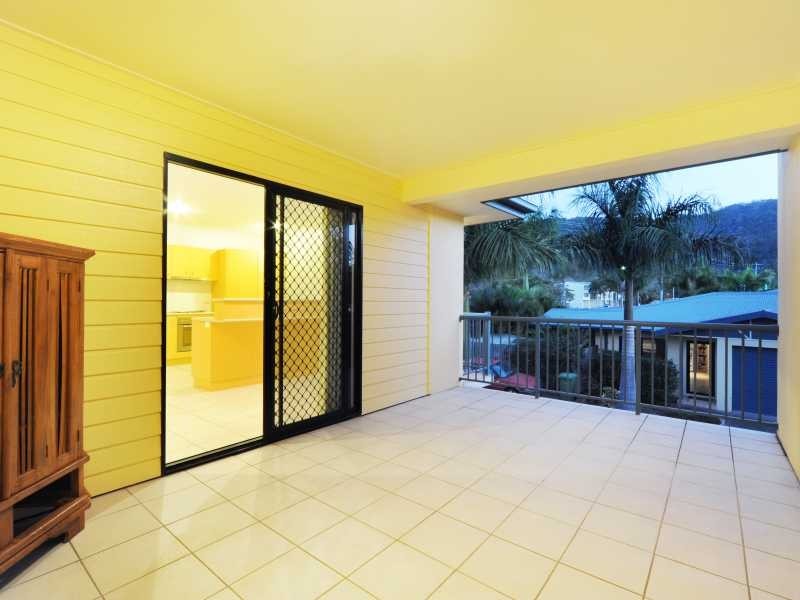 Unit 13 & 16/16 Beach Road, Cannonvale QLD 4802