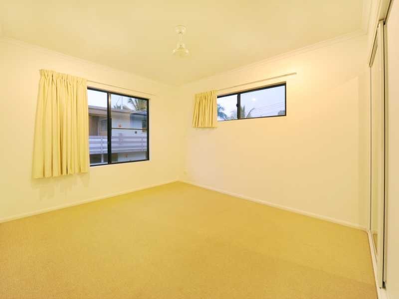 Unit 13 & 16/16 Beach Road, Cannonvale QLD 4802