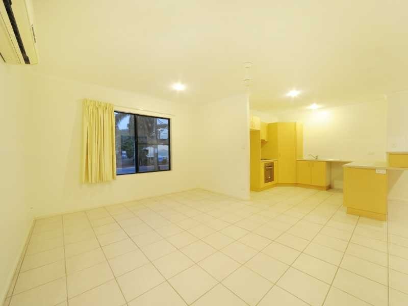 Unit 13 & 16/16 Beach Road, Cannonvale QLD 4802