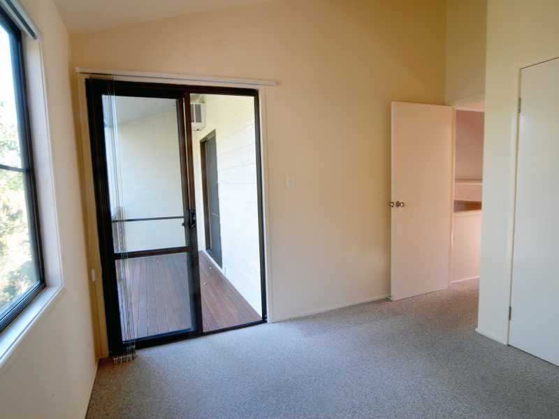 Unit 5/4 Border Drive, Cannonvale QLD 4802