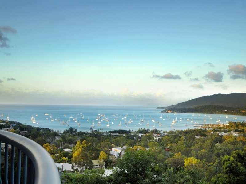 Unit 24/2 Nara Avenue, Airlie Beach QLD 4802