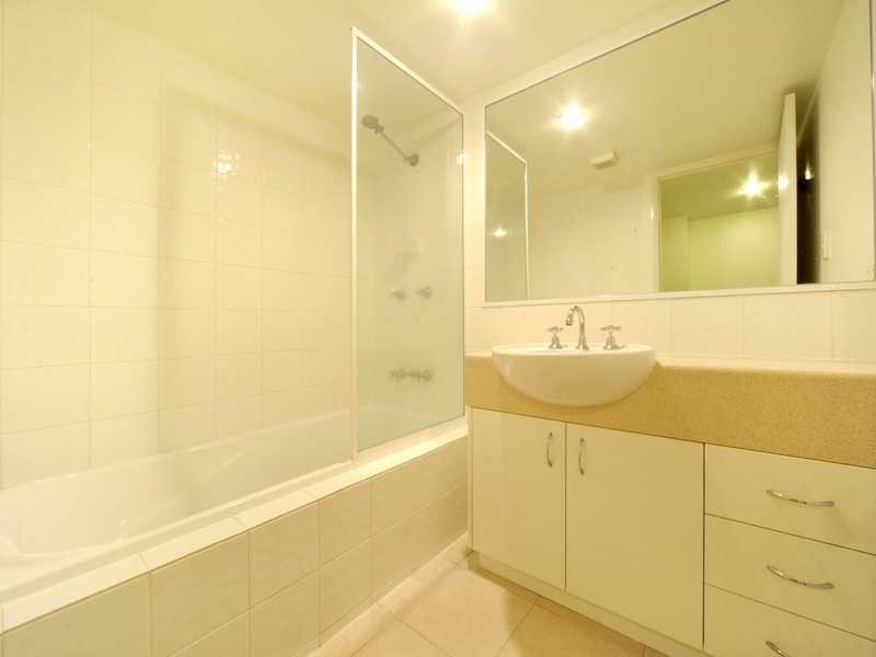Unit 16/16 Beach Rd, Cannonvale QLD 4802