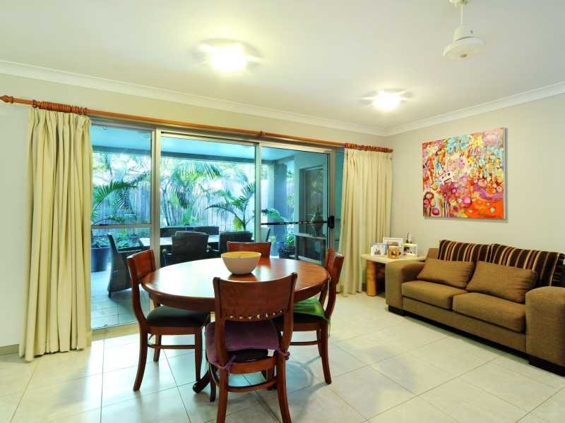 14 Wills Court, Cannonvale QLD 4802