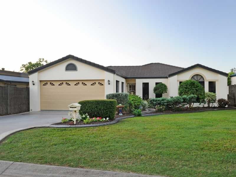 95 Abell Road, Cannonvale QLD 4802