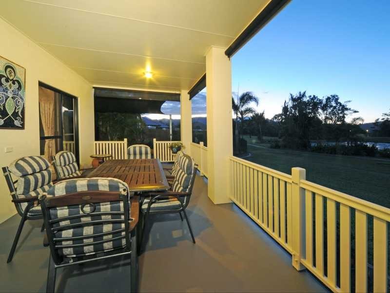 95 Abell Road, Cannonvale QLD 4802